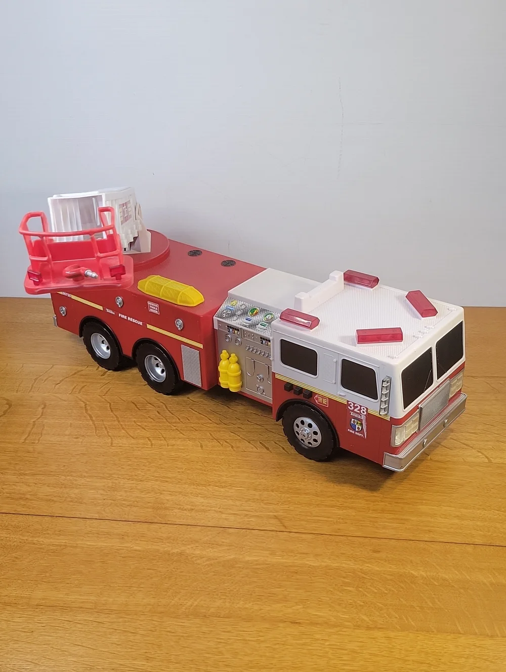 Large Tonka Hook & Ladder Fire Engine Truck #328 Toy Vehicle - Working Lights